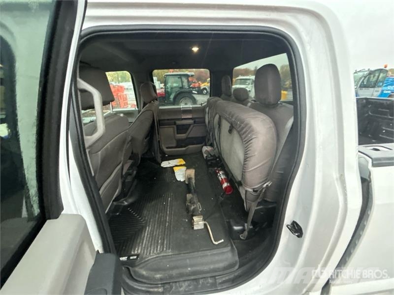 Ford F-150 XLT 4x4 Crew Cab Pickup 其他