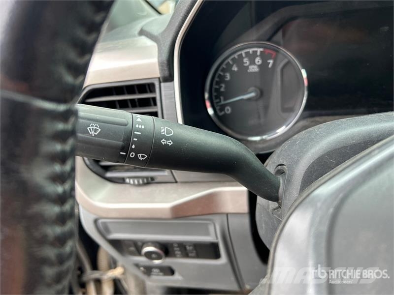Ford F-150 XLT 4x4 Crew Cab Pickup Other