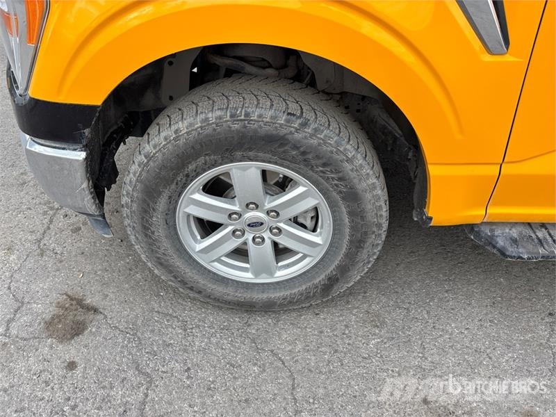 Ford F-150 XLT 4x4 Crew Cab Pickup Autre fourgon / utilitaire