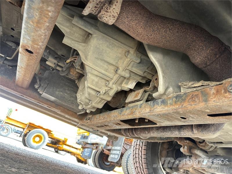 Ford F-150 XLT 4x4 Crew Cab Pickup Drugi