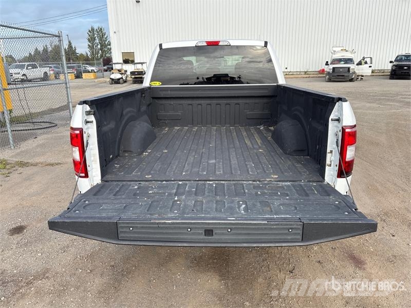 Ford F-150 XLT 4x4 Crew Cab Pickup 其他