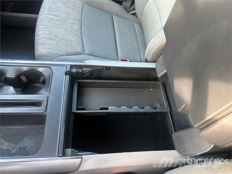 Ford F-150 XLT 4x4 Crew Cab Pickup Other