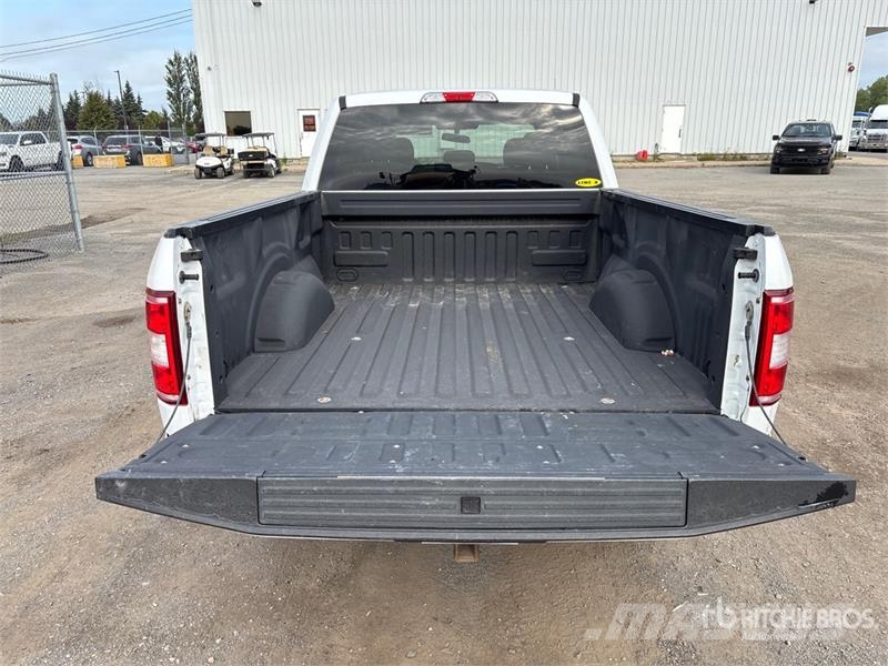 Ford F-150 XLT 4x4 Crew Cab Pickup 其他