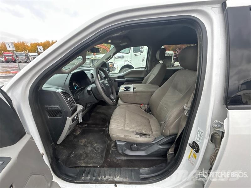 Ford F-150 XLT 4x4 Crew Cab Pickup Ostalo