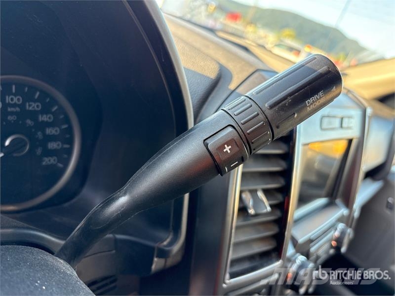 Ford F-150 XLT 4x4 Crew Cab Pickup Прочие фургоны