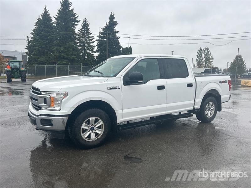 Ford F-150 XLT 4x4 Crew Cab Pickup Outros