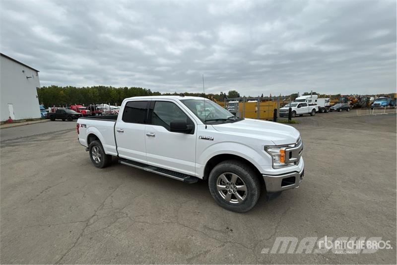 Ford F-150 XLT 4x4 Crew Cab Pickup Drugi