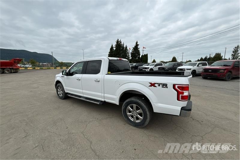 Ford F-150 XLT 4x4 Crew Cab Pickup Drugi