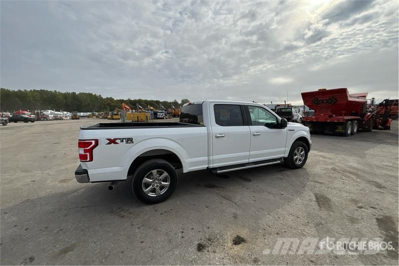 Ford F-150 XLT 4x4 Crew Cab Pickup 其他