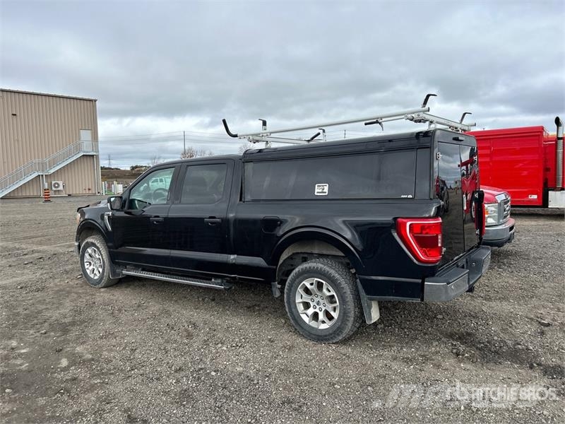 Ford F-150 XLT 4x4 Crew Cab Pickup Other
