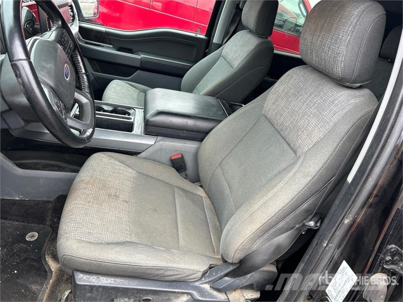 Ford F-150 XLT 4x4 Crew Cab Pickup Other