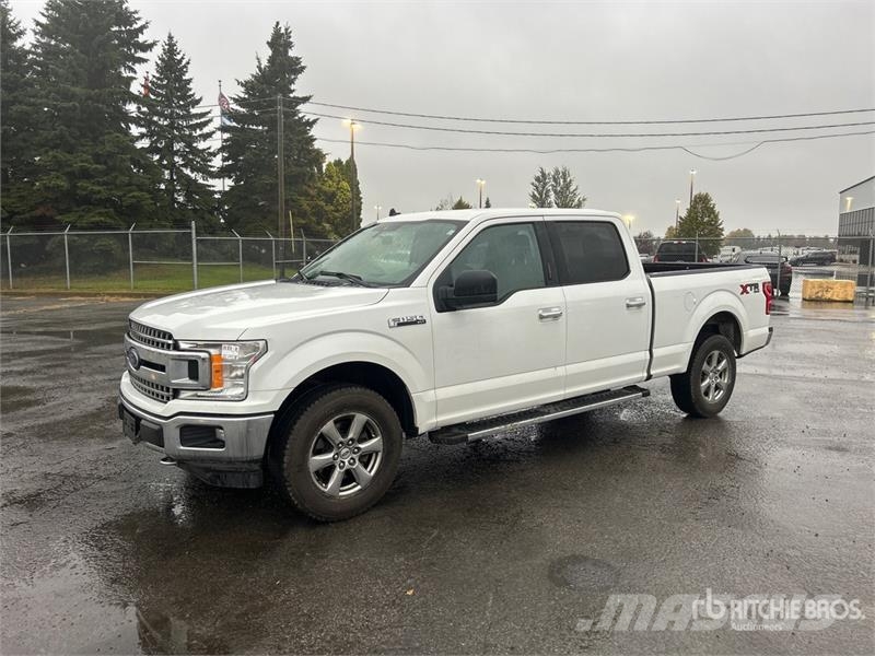 Ford F-150 XLT 4x4 Crew Cab Pickup 其他
