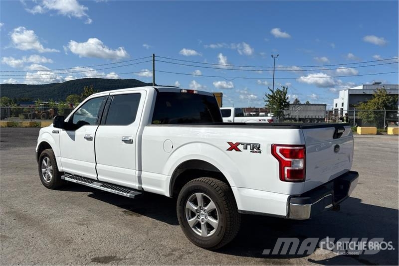 Ford F-150 XLT 4x4 Crew Cab Pickup Muu