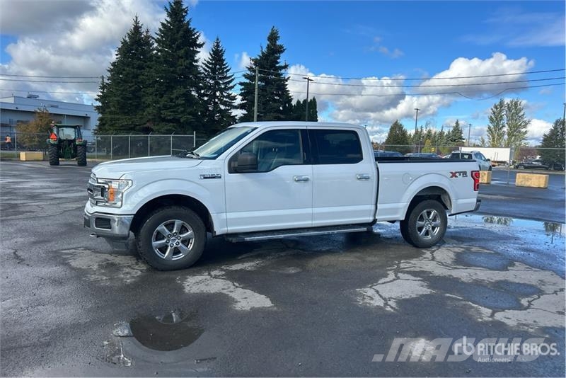 Ford F-150 XLT 4x4 Crew Cab Pickup 其他