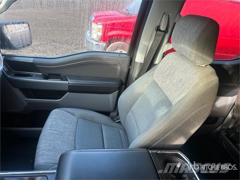 Ford F-150 XLT 4x4 Crew Cab Pickup Other