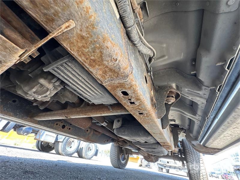 Ford F-150 XLT 4x4 Crew Cab Pickup Muu