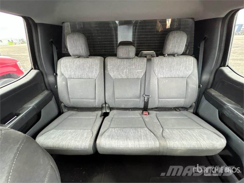 Ford F-150 XLT 4x4 Crew Cab Pickup Other