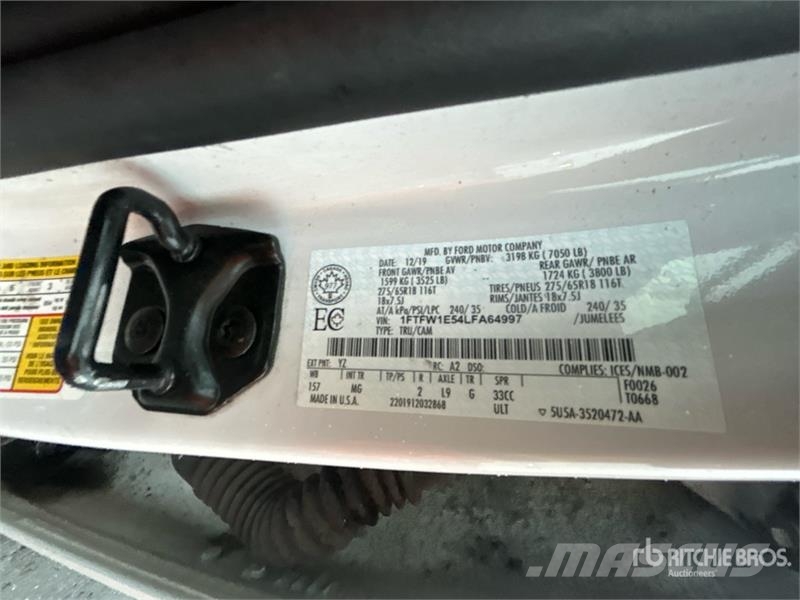 Ford F-150 XLT 4x4 Crew Cab Pickup 其他