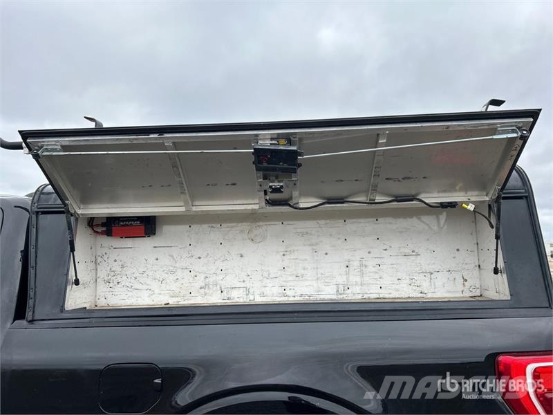Ford F-150 XLT 4x4 Crew Cab Pickup Other