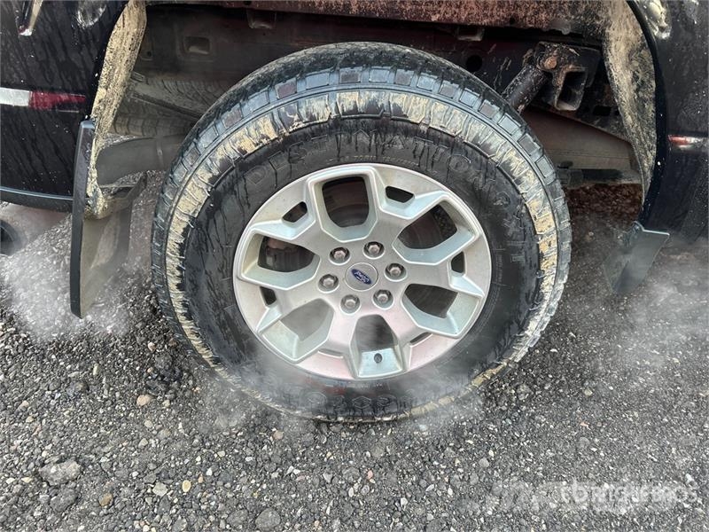 Ford F-150 XLT 4x4 Crew Cab Pickup Other