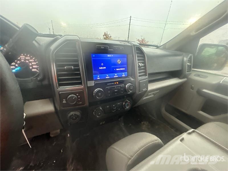 Ford F-150 XLT 4x4 Crew Cab Pickup 其他