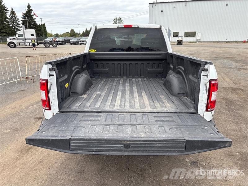Ford F-150 XLT 4x4 Crew Cab Pickup Drugi