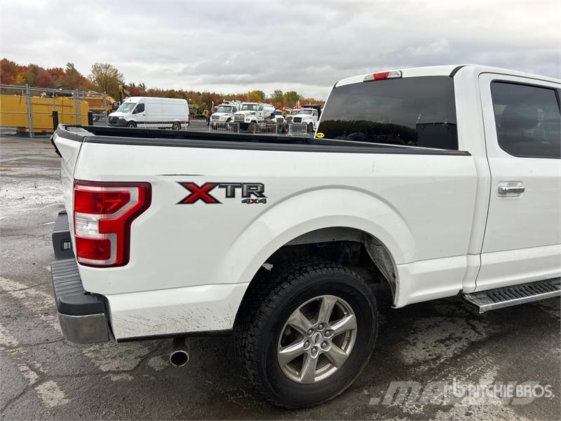 Ford F-150 XLT 4x4 Crew Cab Pickup Ostalo