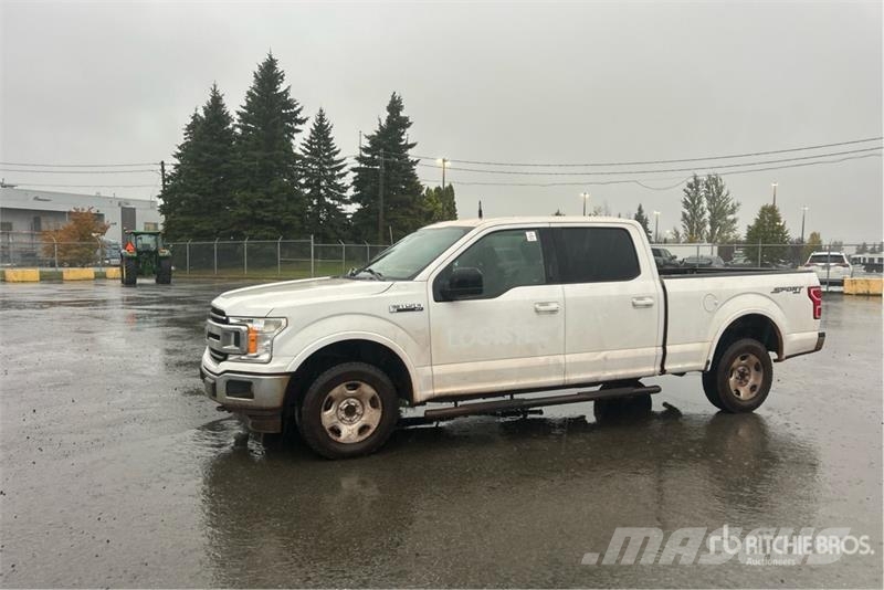 Ford F-150 XLT 4x4 Crew Cab Pickup (Inoperable) Ostalo