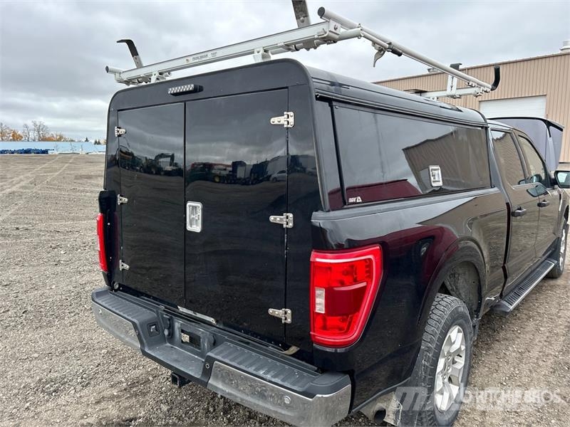 Ford F-150 XLT 4x4 Crew Cab Pickup Other
