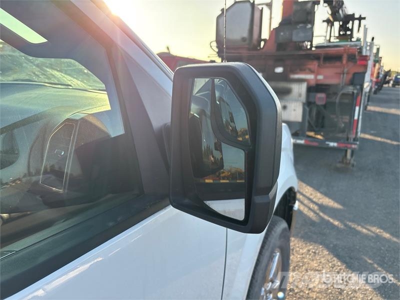 Ford F-150 XLT 4x4 Crew Cab Pickup Прочие фургоны