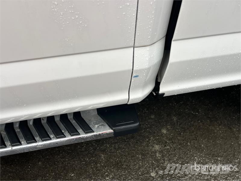Ford F-150 XLT 4x4 Crew Cab Pickup 其他