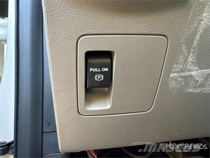Ford F-150 XLT 4x4 Crew Cab Pickup Прочие фургоны