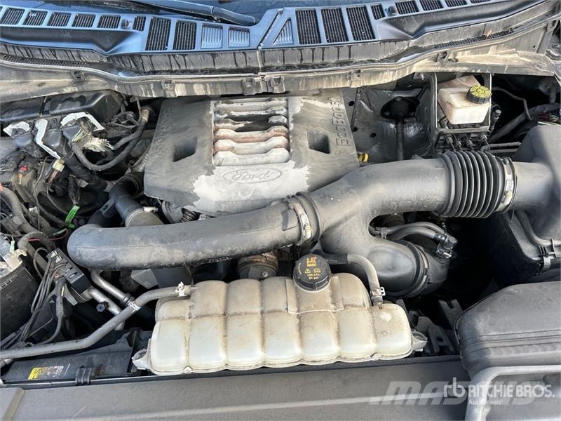 Ford F-150 XLT 4x4 Crew Cab Pickup Other
