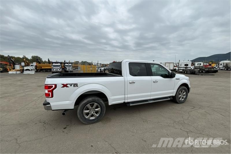 Ford F-150 XLT 4x4 Crew Cab Pickup Drugi