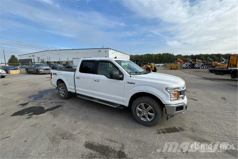Ford F-150 XLT 4x4 Crew Cab Pickup 其他