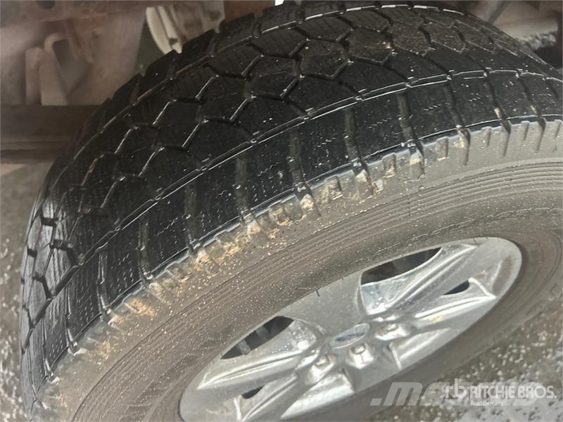 Ford F-150 XLT 4x4 Crew Cab Pickup 其他