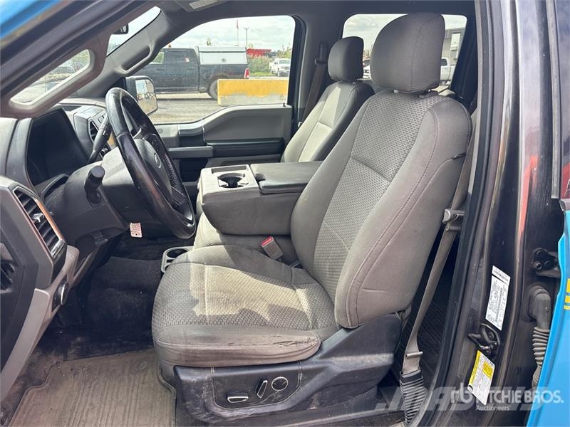Ford F-150 XLT 4x4 Crew Cab Pickup Drugi