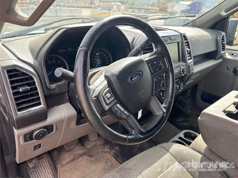 Ford F-150 XLT 4x4 Crew Cab Pickup Drugi