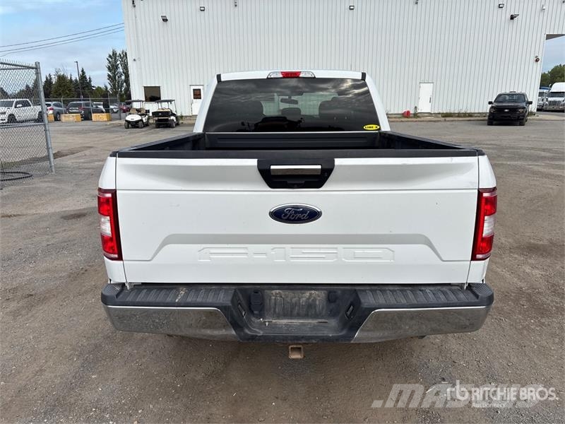 Ford F-150 XLT 4x4 Crew Cab Pickup 其他