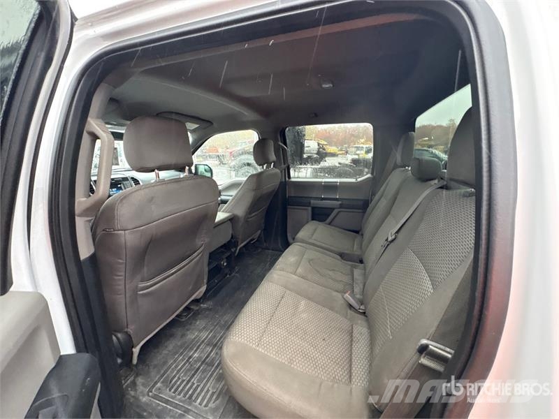Ford F-150 XLT 4x4 Crew Cab Pickup 其他