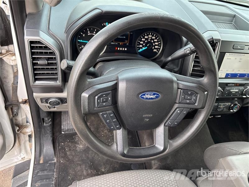 Ford F-150 XLT 4x4 Crew Cab Pickup 其他