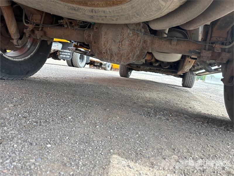 Ford F-150 XLT 4x4 Crew Cab Pickup Drugi