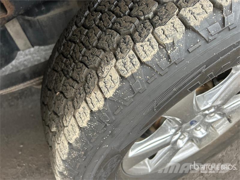 Ford F-150 XLT 4x4 Crew Cab Pickup Ostalo