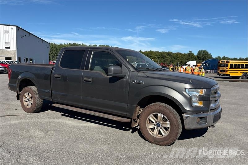 Ford F-150 XLT 4x4 Crew Cab Pickup Furgoni altro