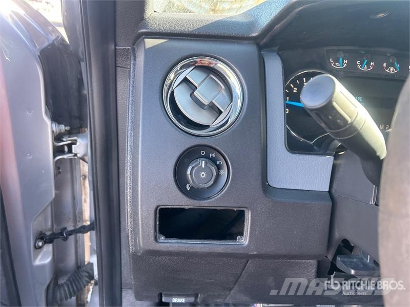 Ford F-150 XLT 4x4 Crew Cab Pickup Прочие фургоны