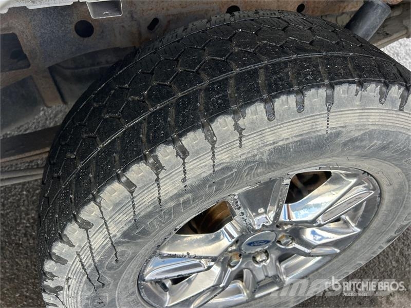 Ford F-150 XLT 4x4 Crew Cab Pickup Прочие фургоны