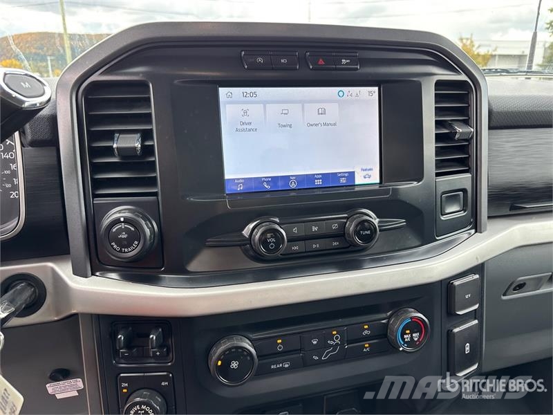 Ford F-150 XLT 4x4 Crew Cab Pickup Autre fourgon / utilitaire