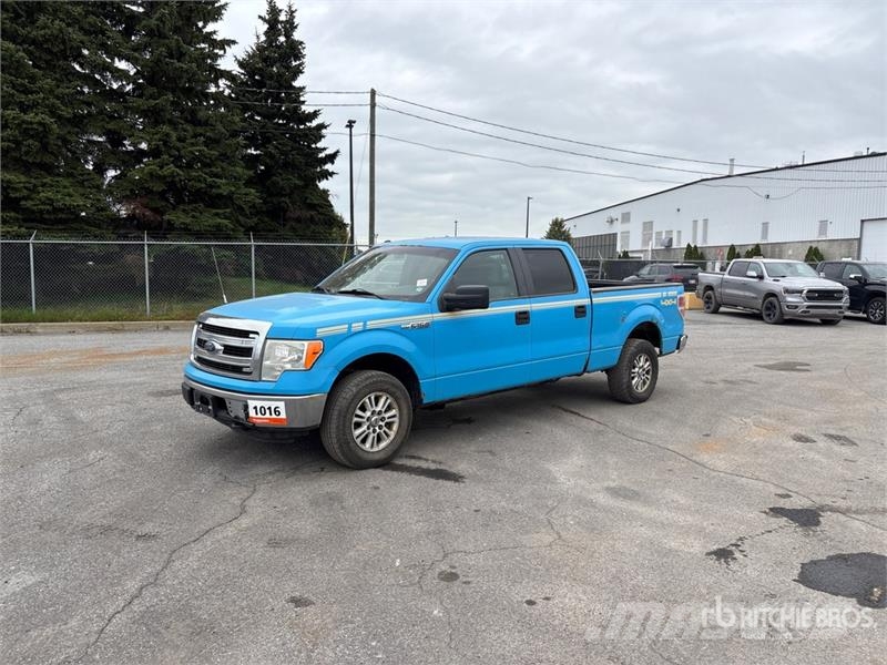 Ford F-150 XLT 4x4 Crew Cab Pickup Muu