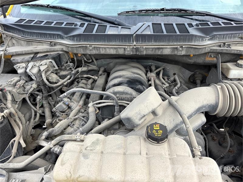 Ford F-150 XLT 4x4 Crew Cab Pickup Autre fourgon / utilitaire