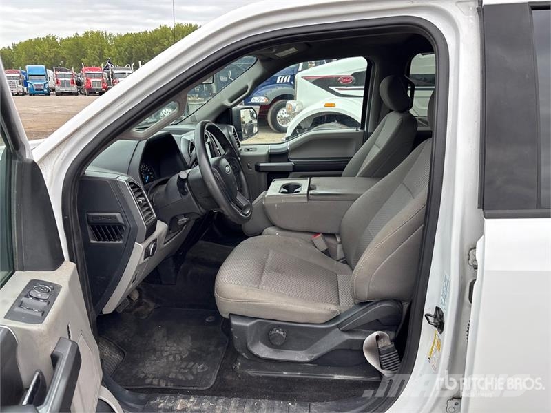 Ford F-150 XLT 4x4 Crew Cab Pickup Drugi
